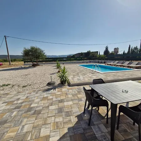 Villa Jopi Neum